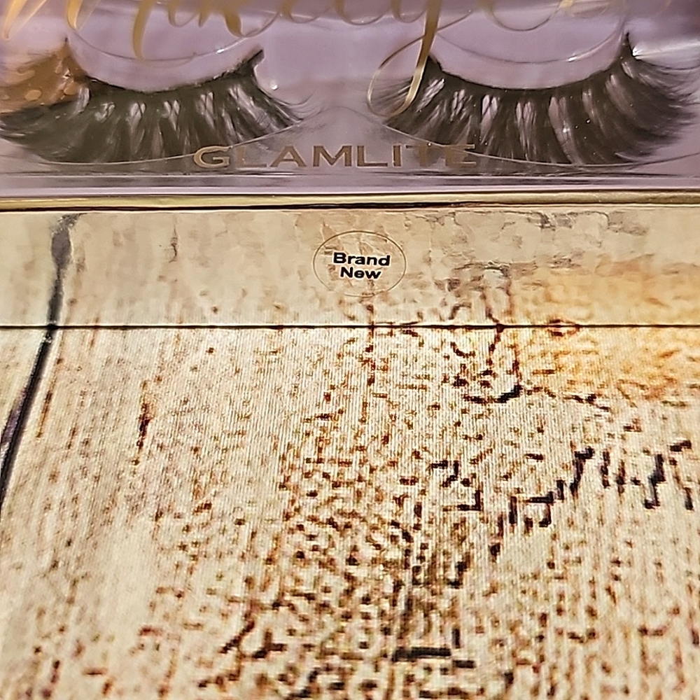 BNIB Glamlite x Mikayla Bundle - Picture 6 of 14